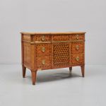 1249 8196 CHEST OF DRAWERS